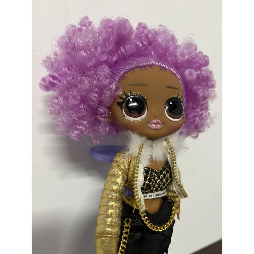 Lol Surprise OMG 24K DJ Doll With Stand And Accessories